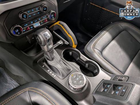 Certified 2023 Ford Bronco Badlands AWD/4WD image 15