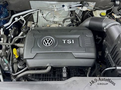 Used 2021 Volkswagen Atlas SEL Premium image 38