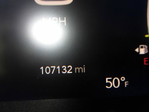 Used 2019 Chrysler Pacifica Touring-L Plus w/ Advanced Safetytec Group image 21