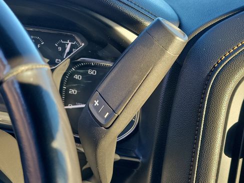 Used 2021 GMC Sierra 1500 AT4 image 24