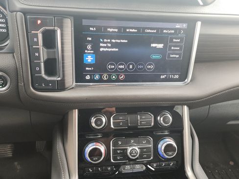 Used 2021 GMC Yukon XL Denali AWD/4WD image 11