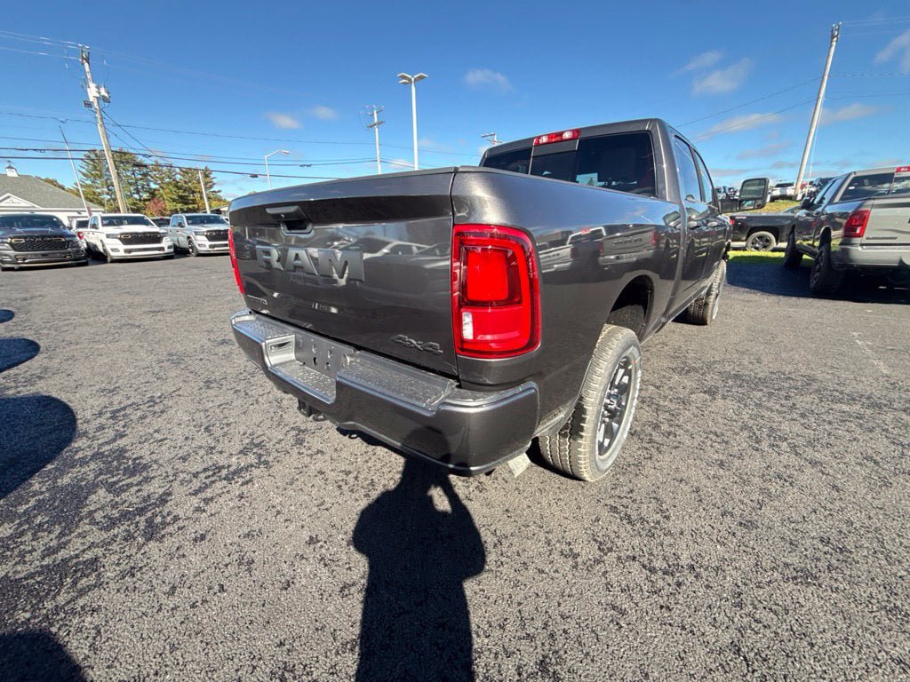 New 2027 RAM 2500 Big Horn AWD/4WD image 5