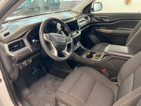 Used 2022 GMC Acadia SLE w/ Driver Convenience Package image 24