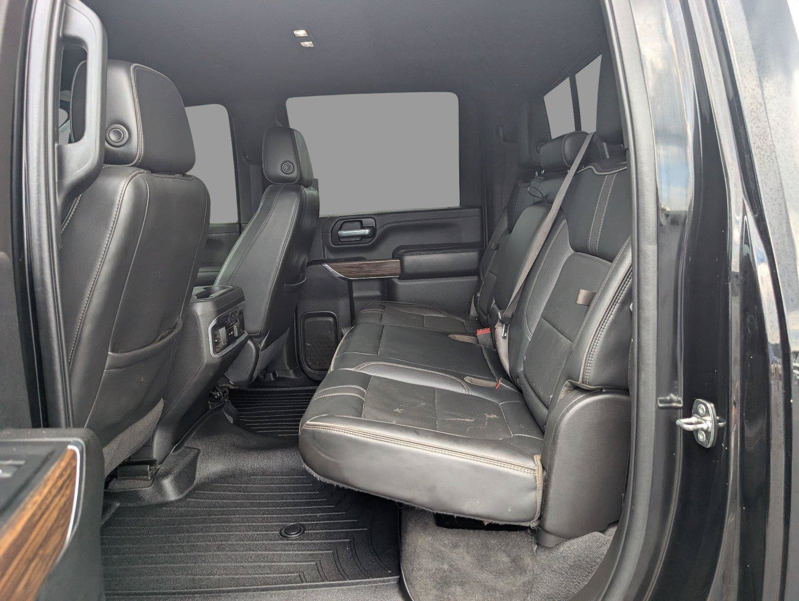 Used 2022 Chevrolet Silverado 3500 High Country w/ LPO, Hitch Package AWD/4WD image 35