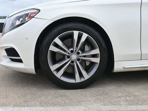 Used 2015 Mercedes-Benz S 550 Sedan image 28