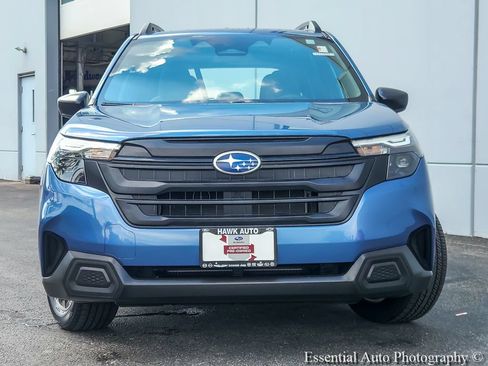 Certified 2025 Subaru Forester AWD/4WD image 4