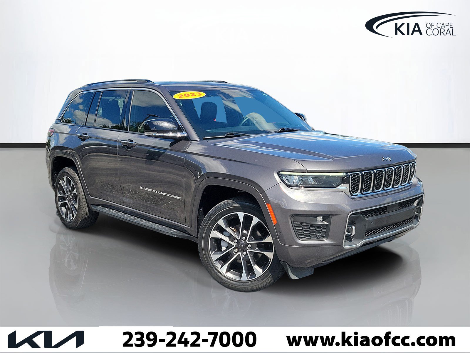 Used 2023 Jeep Grand Cherokee Overland w/ Adv Protech Group III RWD image 1