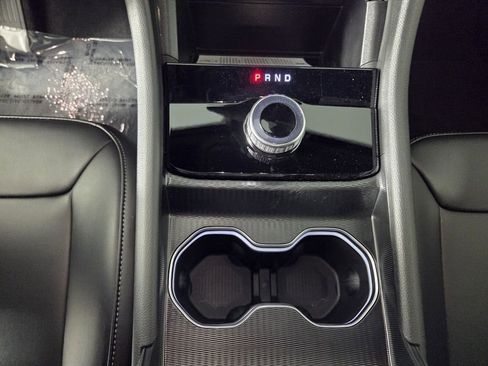 New 2026 Jeep Grand Cherokee L Limited RWD image 13