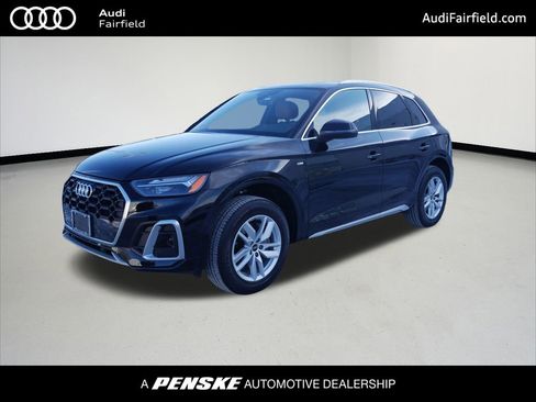 Certified 2023 Audi Q5 2.0T Premium w/ Convenience Package image 1
