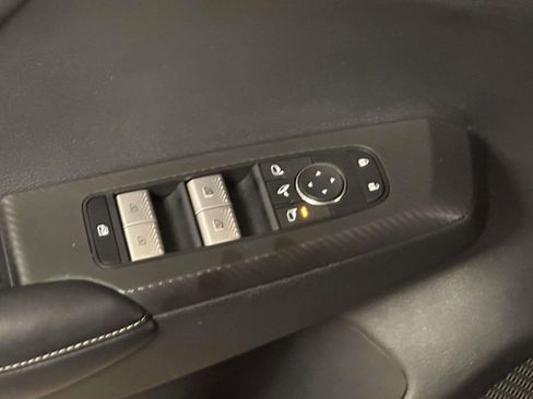 Used 2024 Mitsubishi Outlander SE AWD/4WD image 14