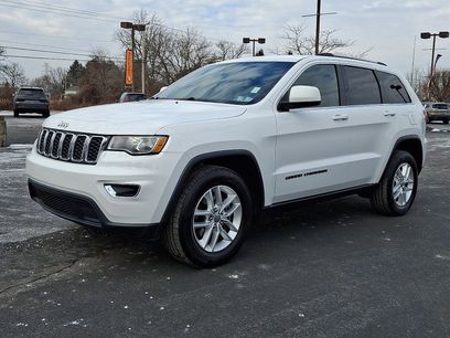 Used 2017 Jeep Grand Cherokee Laredo w/ Quick Order Package 23E