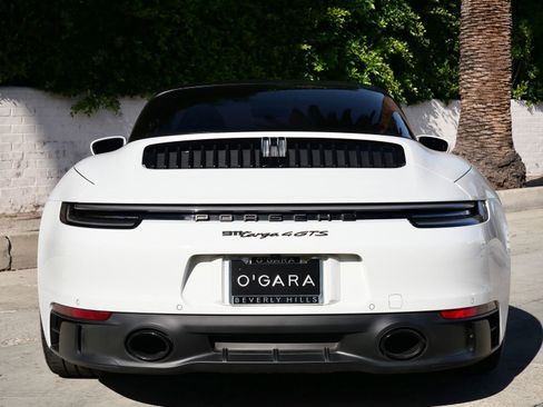 Used 2024 Porsche 911 Targa 4 GTS AWD/4WD image 10