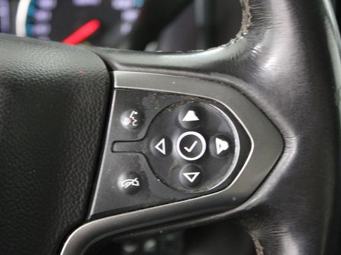 Used 2018 Chevrolet Silverado 1500 LT AWD/4WD image 36
