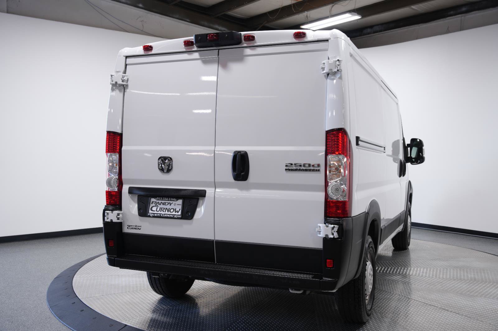 Used 2025 RAM ProMaster 2500 w/ Convenience Group FWD image 8