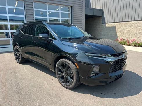Used 2021 Chevrolet Blazer RS w/ LPO, Floor Liner Package FWD image 3