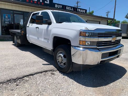 Used 2016 Chevrolet Silverado 3500 W/T w/ WT Convenience Package AWD/4WD image 4