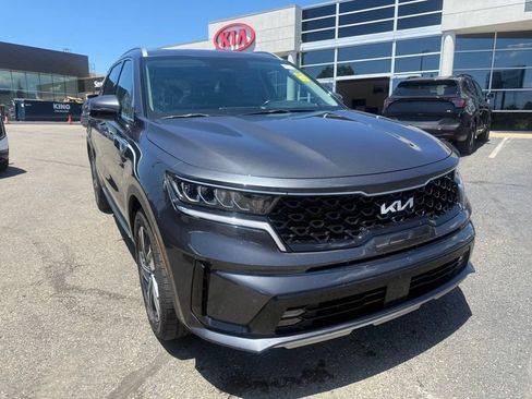 Used 2023 Kia Sorento EX AWD/4WD image 4