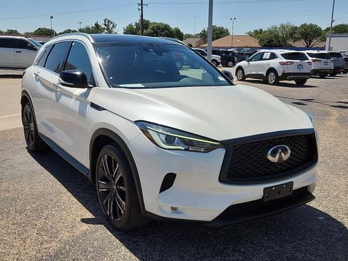 Used 2022 INFINITI QX50 Luxe w/ Appearance Package image 4