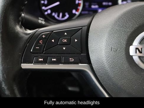 Used 2021 Nissan Sentra SV FWD image 8