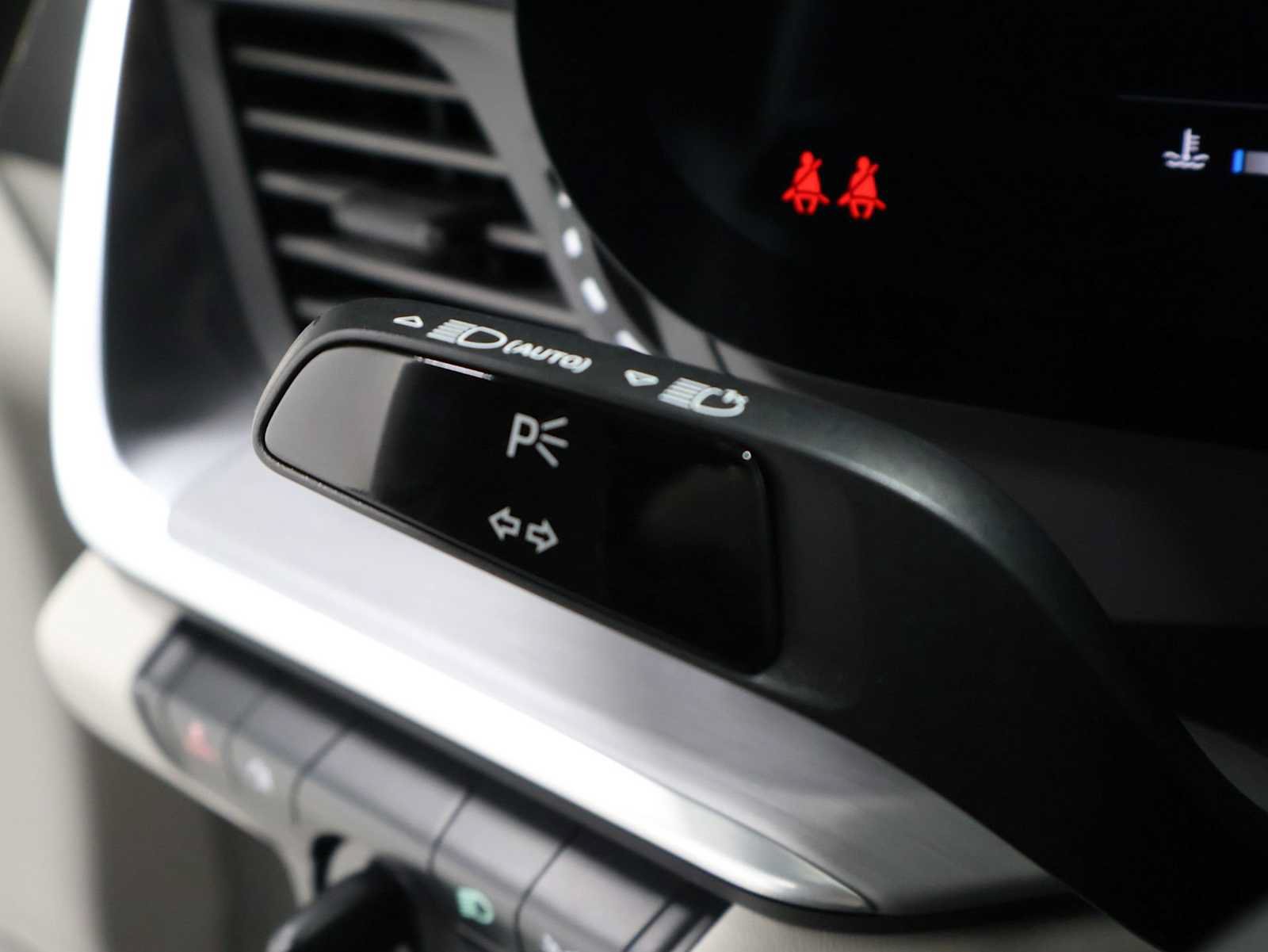Certified 2024 Porsche 911 Turbo AWD/4WD image 31