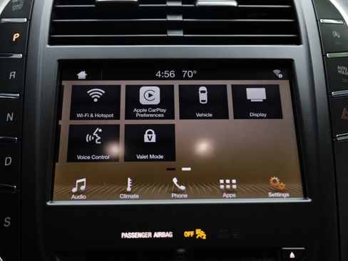 Used 2019 Lincoln MKC Premiere FWD image 46