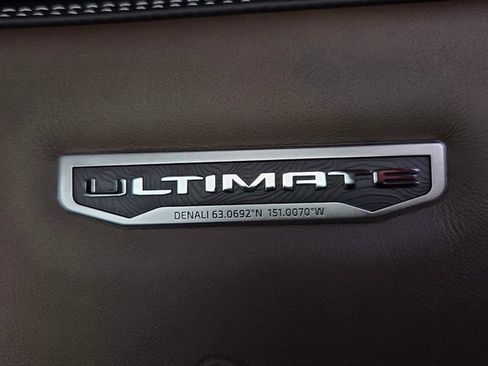 New 2026 GMC Acadia Denali Ultimate FWD image 14