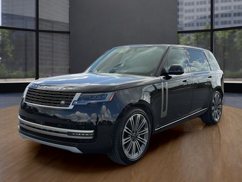 Used 2024 Land Rover Range Rover Long Wheelbase SE AWD/4WD image 12