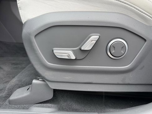 Used 2025 Hyundai Santa Fe SEL image 33