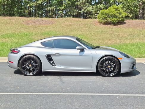 Certified 2024 Porsche 718 Cayman RWD image 25