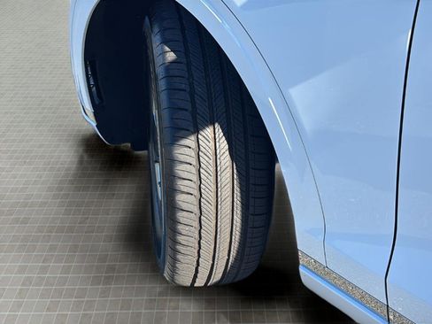 Used 2026 Genesis GV70 2.5T image 11