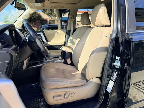 Used 2017 Toyota 4Runner Limited image 9