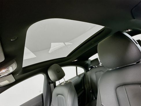 Used 2025 Mercedes-Benz CLA 250 image 22