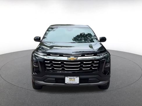 Used 2025 Chevrolet Equinox LT FWD image 4