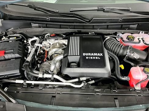 New 2026 GMC Yukon XL AT4 Ultimate AWD/4WD image 2