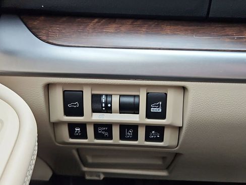 Used 2018 Subaru Outback 2.5i Limited image 14