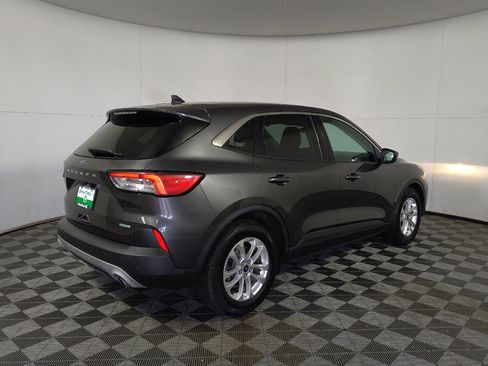 Used 2020 Ford Escape SE FWD image 10