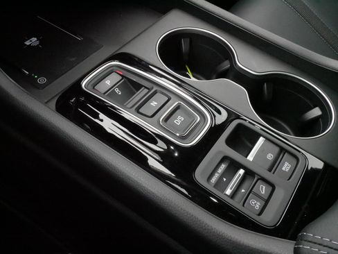 Certified 2025 Honda Pilot EX-L image 24