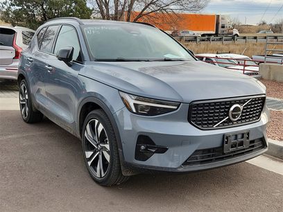Used 2023 Volvo XC40 B5 Ultimate