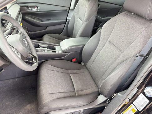 Used 2024 Honda Accord EX image 5