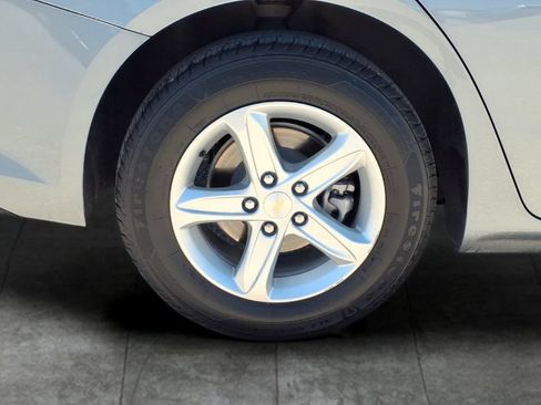 Used 2024 Chevrolet Malibu LT FWD image 21