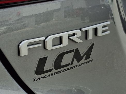 Used 2023 Kia Forte GT-Line w/ GT-Line Premium Package FWD image 32
