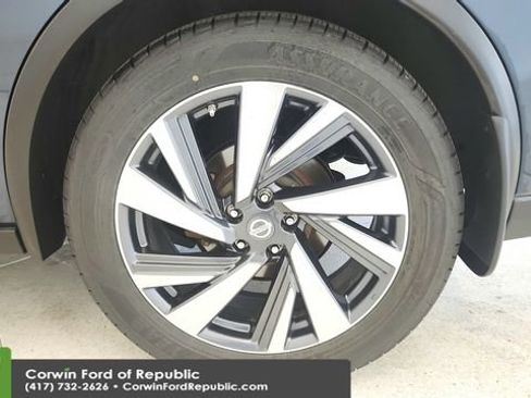 Used 2017 Nissan Murano Platinum w/ Platinum Technology Package image 26