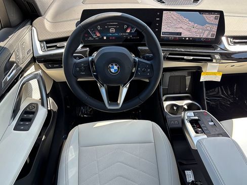 New 2026 BMW X2 xDrive28i w/ Technology Package AWD/4WD image 17