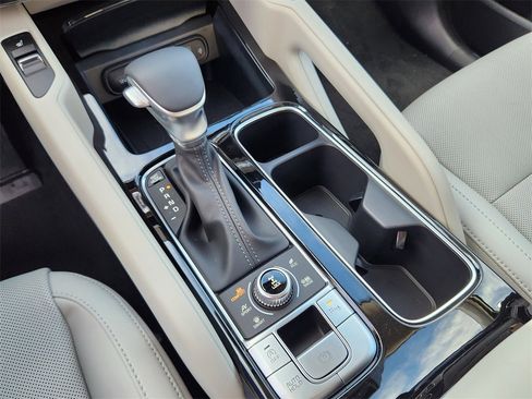 New 2025 Kia Telluride S image 14