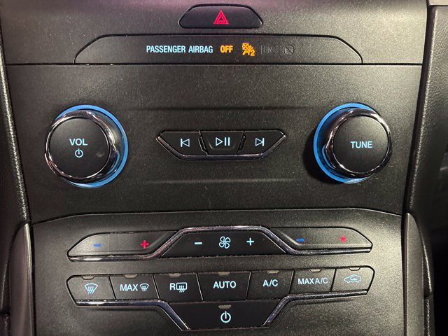 Used 2020 Ford Edge SE AWD/4WD image 34