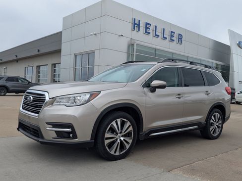 Used 2019 Subaru Ascent Limited AWD/4WD image 3