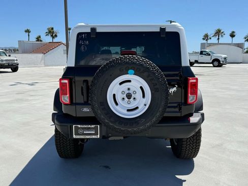 New 2026 Ford Bronco Heritage Edition AWD/4WD image 11