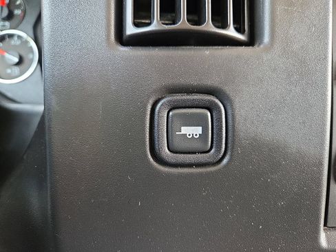 Used 2025 Chevrolet Express 2500 w/ Driver Convenience Package RWD image 20