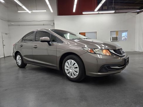 Used 2014 Honda Civic LX image 4