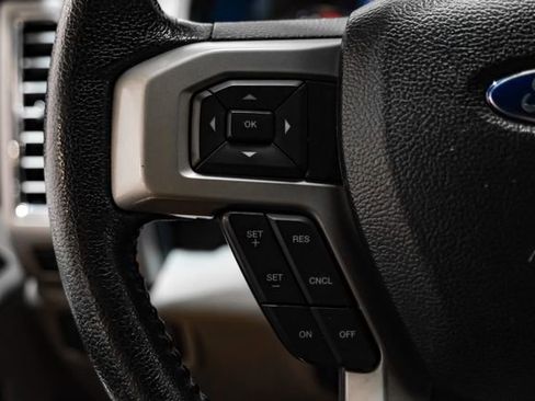 Used 2016 Ford F150 Lariat w/ Equipment Group 502A Luxury RWD image 21